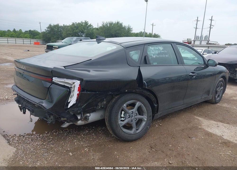 2025 KIA K4 VIN: 3KPFT4DE0SE098472