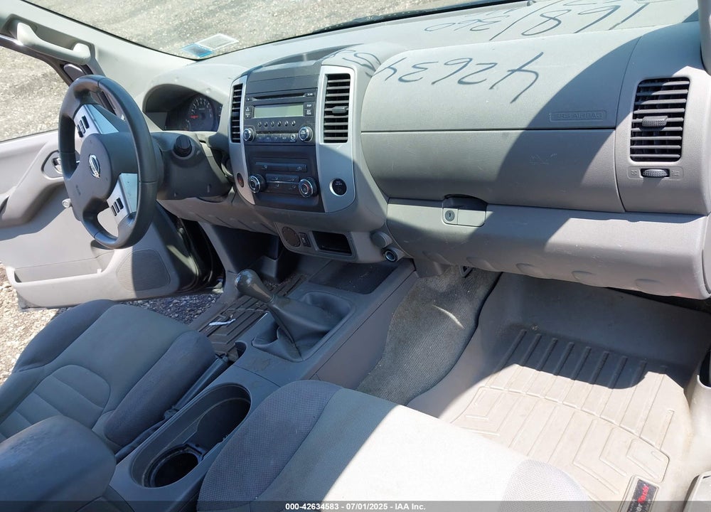 2014 NISSAN FRONTIER VIN: 1N6BD0CT3EN746940
