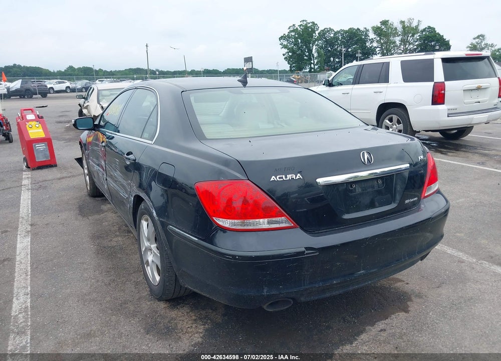 2005 ACURA RL VIN: JH4KB16555C015724