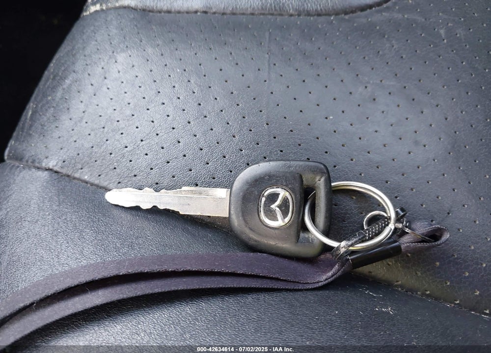 2008 MAZDA 3 S GRAND TOURING VIN: JM1BK344381157562