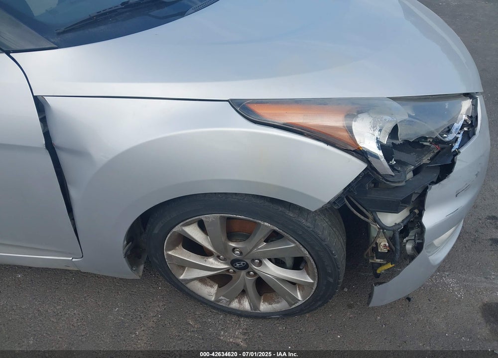 2016 HYUNDAI VELOSTER VIN: KMHTC6AD8GU301395