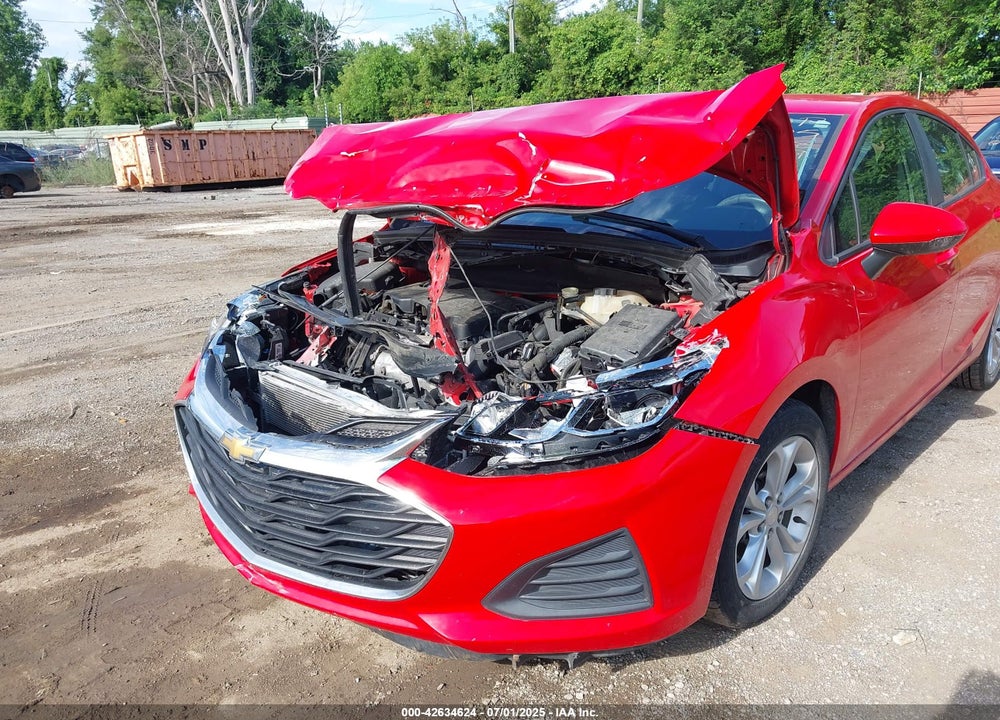 2019 CHEVROLET CRUZE VIN: 3G1BC6SM3KS602138