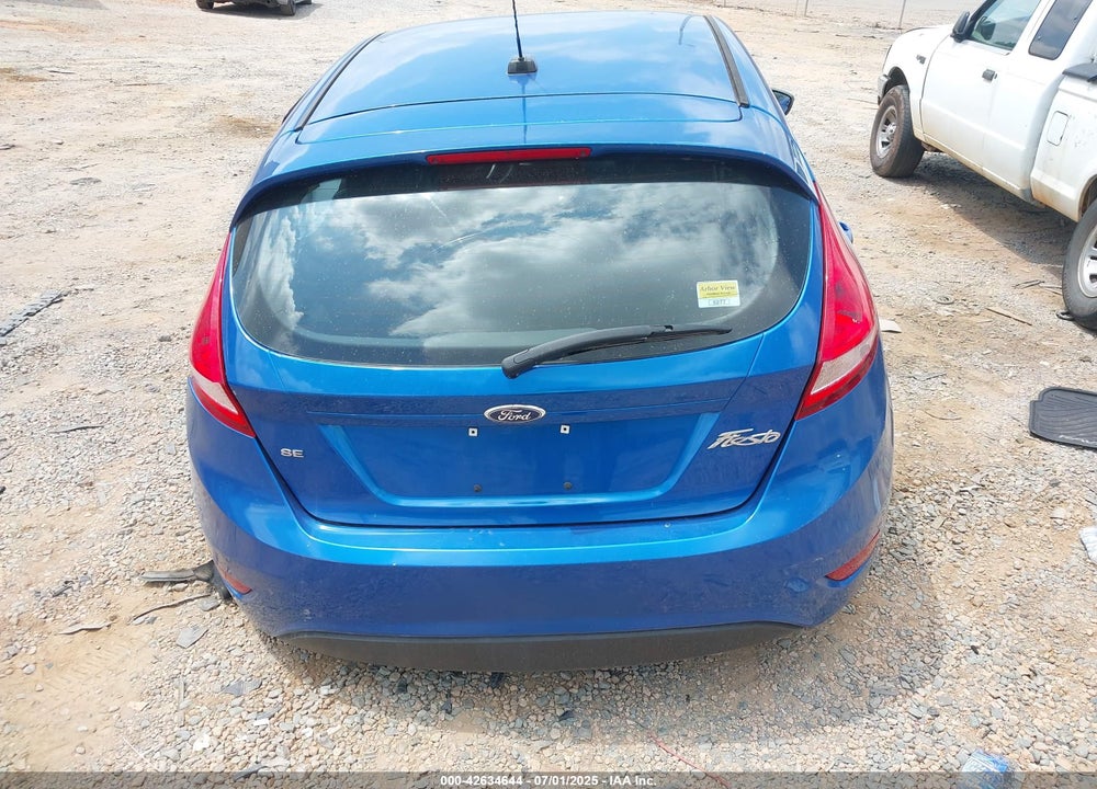 2011 FORD FIESTA VIN: 3FADP4EJ3BM147523