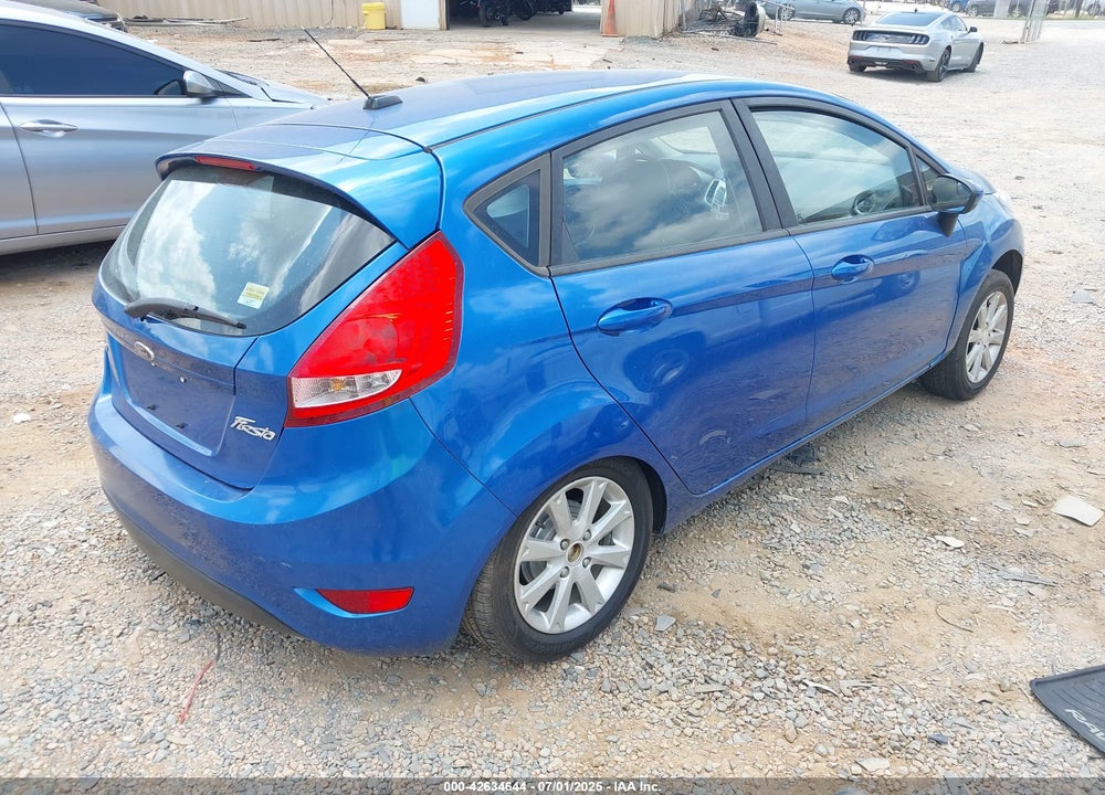 2011 FORD FIESTA VIN: 3FADP4EJ3BM147523