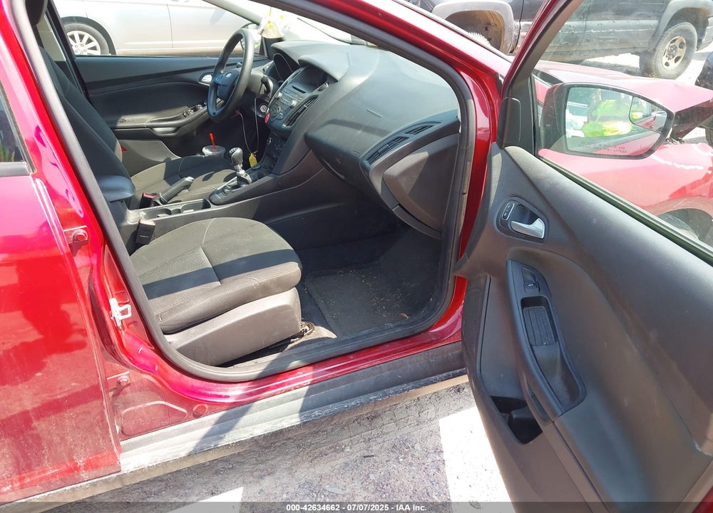 2015 FORD FOCUS SE VIN: 1FADP3FE8FL341354