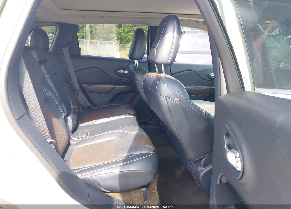 2016 JEEP CHEROKEE VIN: 1C4PJLDS9GW107306