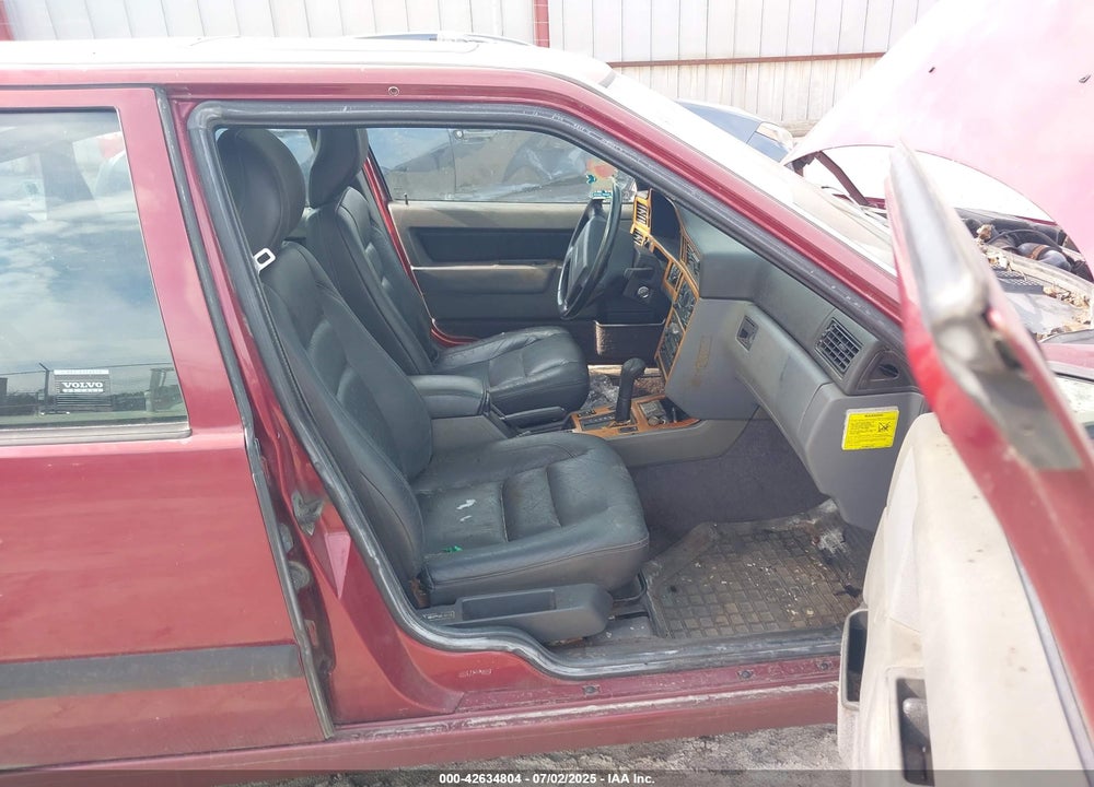 1995 VOLVO 850 VIN: YV1LS5716S1198903