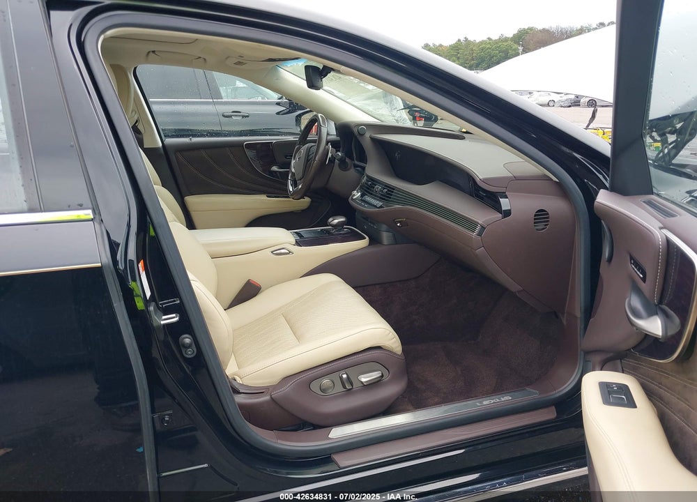 2020 LEXUS LS500 VIN: JTHD51FF8L5011077