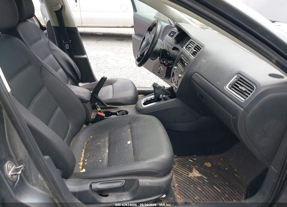 2012 VOLKSWAGEN JETTA VIN: 3VWDX7AJ6CM325280
