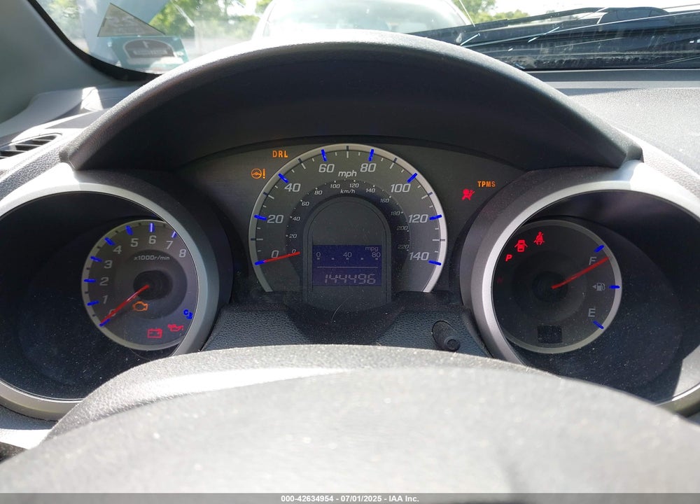 2011 HONDA FIT VIN: JHMGE8H50BC021252