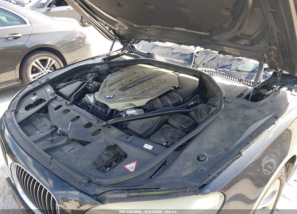 2011 BMW 7 SERIES VIN: WBAKB8C55BCY66669