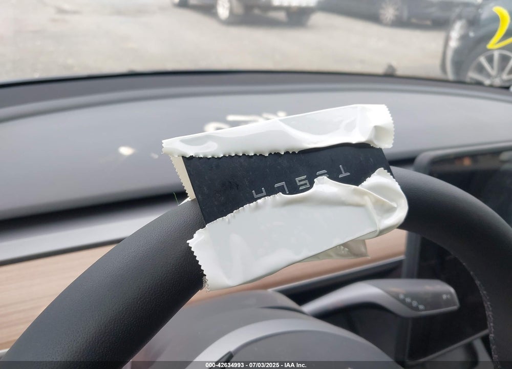 2023 TESLA MODEL Y VIN: 7SAYGDEE5PF685511