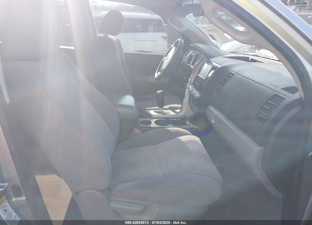 2008 TOYOTA TUNDRA SR5 5.7L V8 VIN: 5TBEV54148S479922