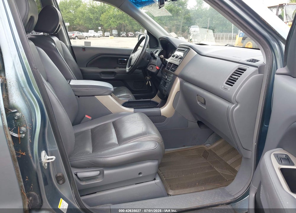 2007 HONDA PILOT VIN: 2HKYF18597H505684