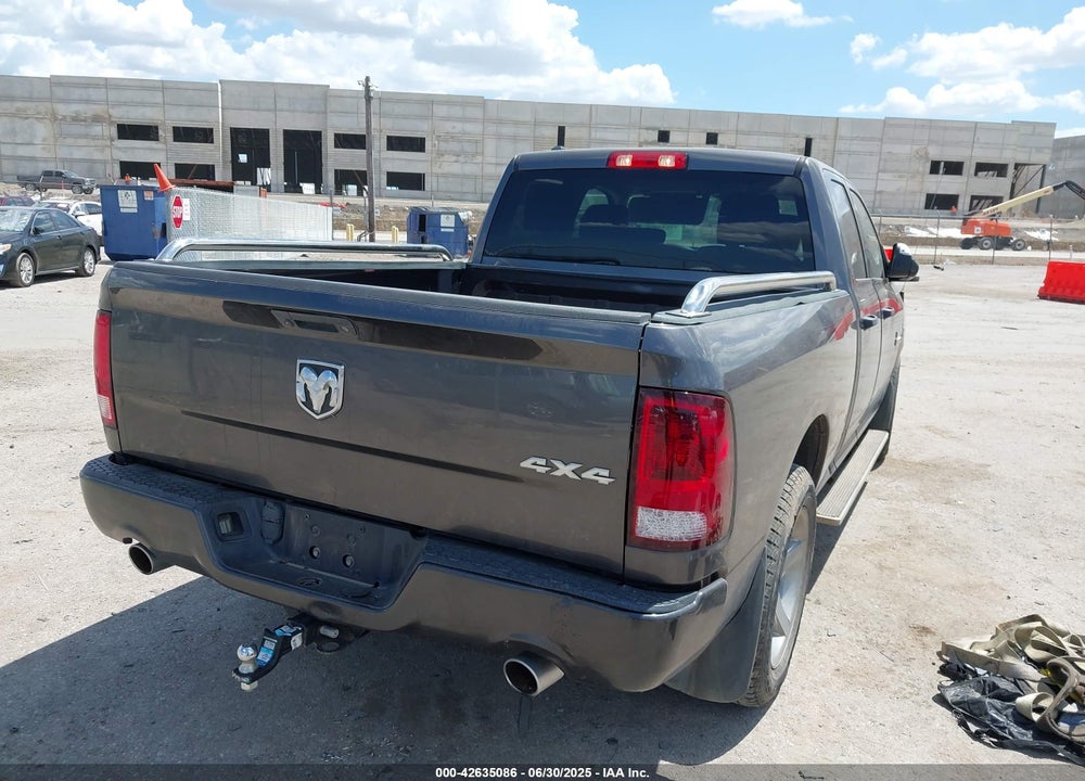 2018 RAM 1500 VIN: 1C6RR7FT7JS199777