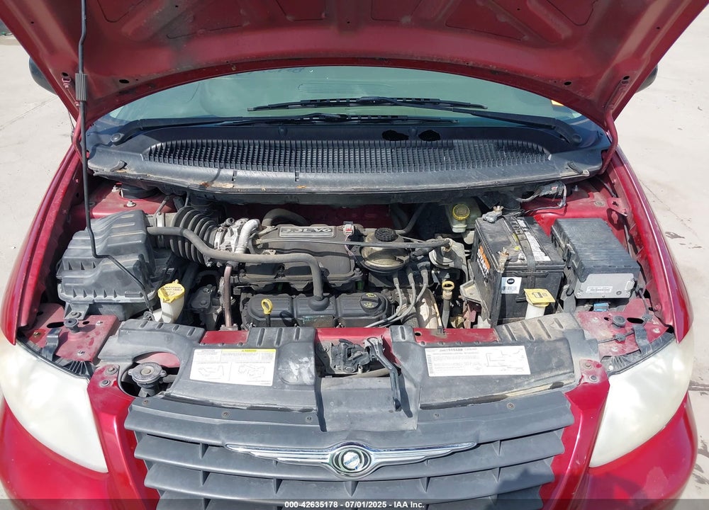 2007 CHRYSLER TOWN & COUNTRY VIN: 1A4GJ45R47B173586