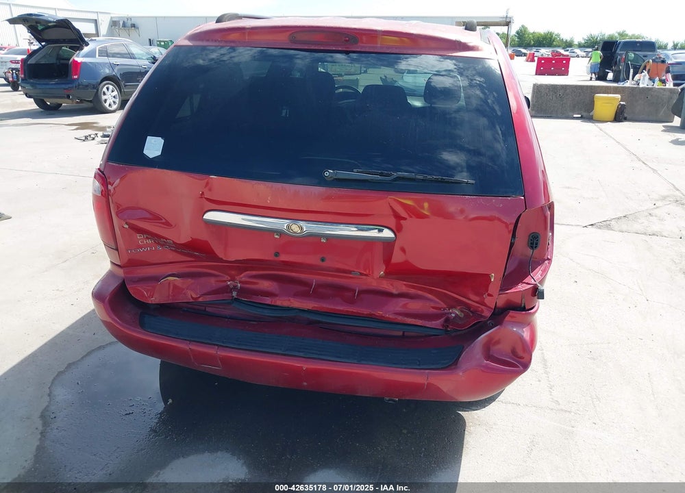 2007 CHRYSLER TOWN & COUNTRY VIN: 1A4GJ45R47B173586