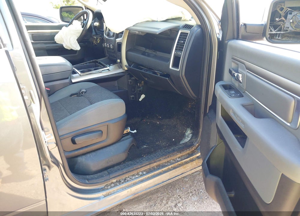 2013 RAM 2500 VIN: 3C6UR5ML7DG559014