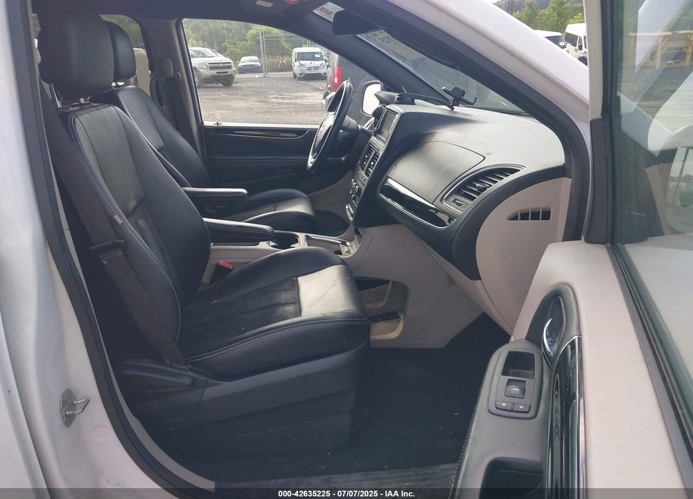 2019 DODGE GRAND CARAVAN VIN: 2C4RDGCG8KR775295