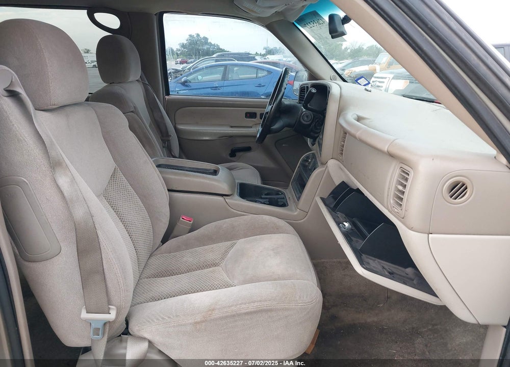 2003 CHEVROLET SUBURBAN 1500 LS VIN: 3GNEC16Z93G291596