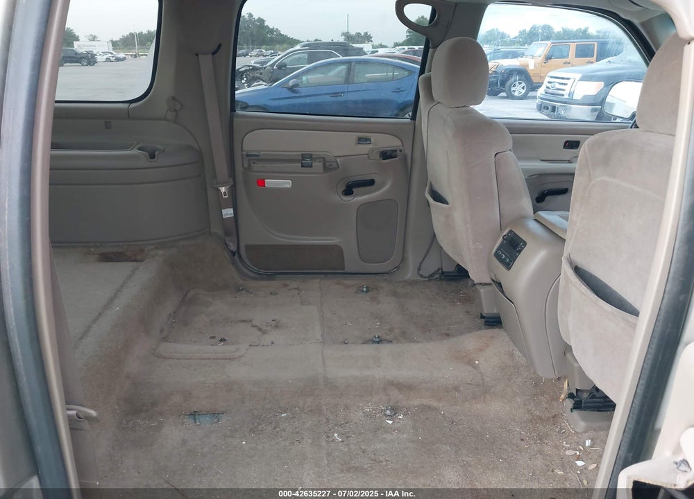 2003 CHEVROLET SUBURBAN 1500 LS VIN: 3GNEC16Z93G291596
