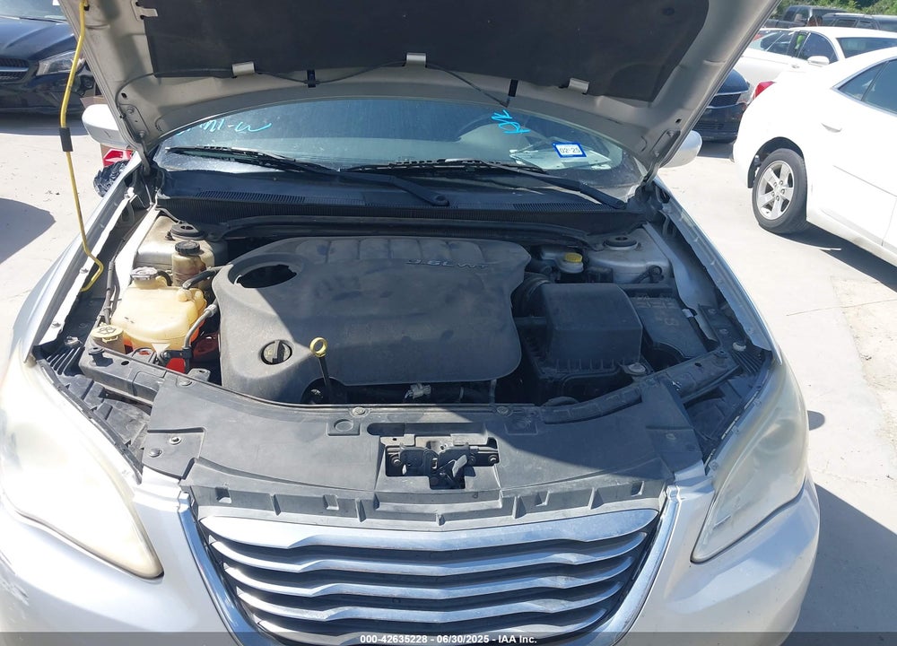 2012 CHRYSLER 200 TOURING VIN: 1C3CCBBGXCN250805