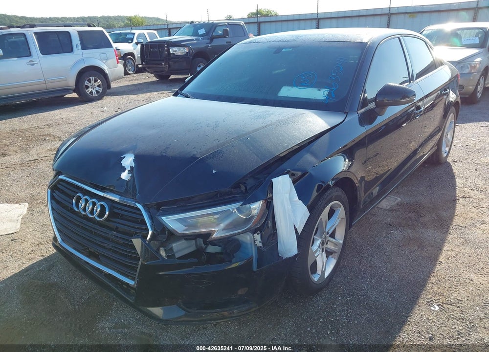 2018 AUDI A3 VIN: WAUAUGFF0J1003891
