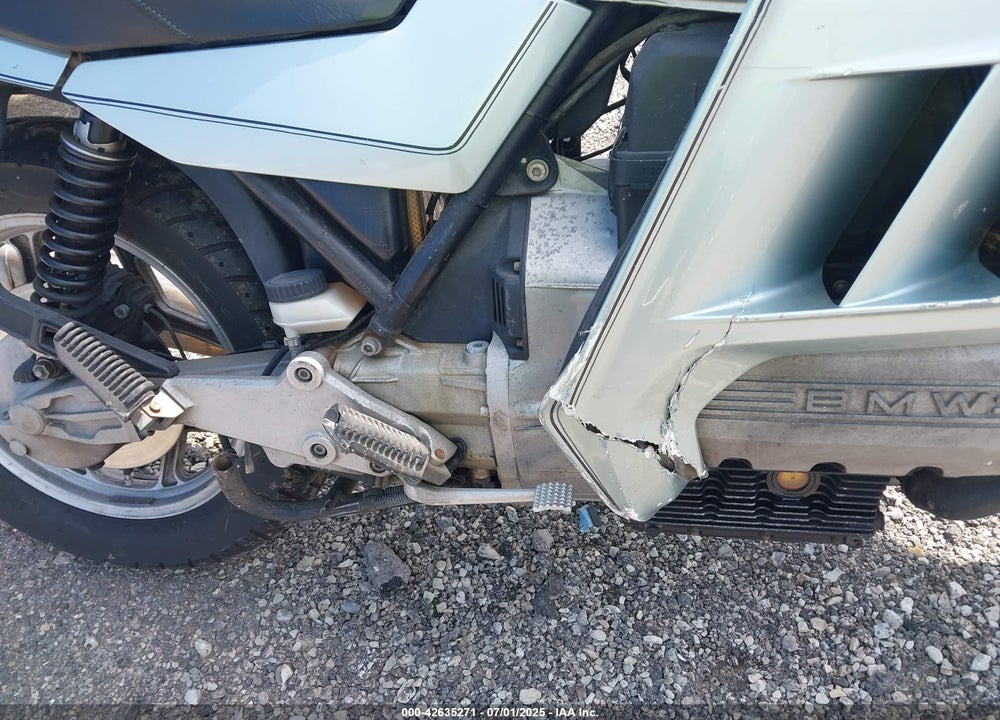 1985 BMW K100 RT VIN: WB1051408F0053228