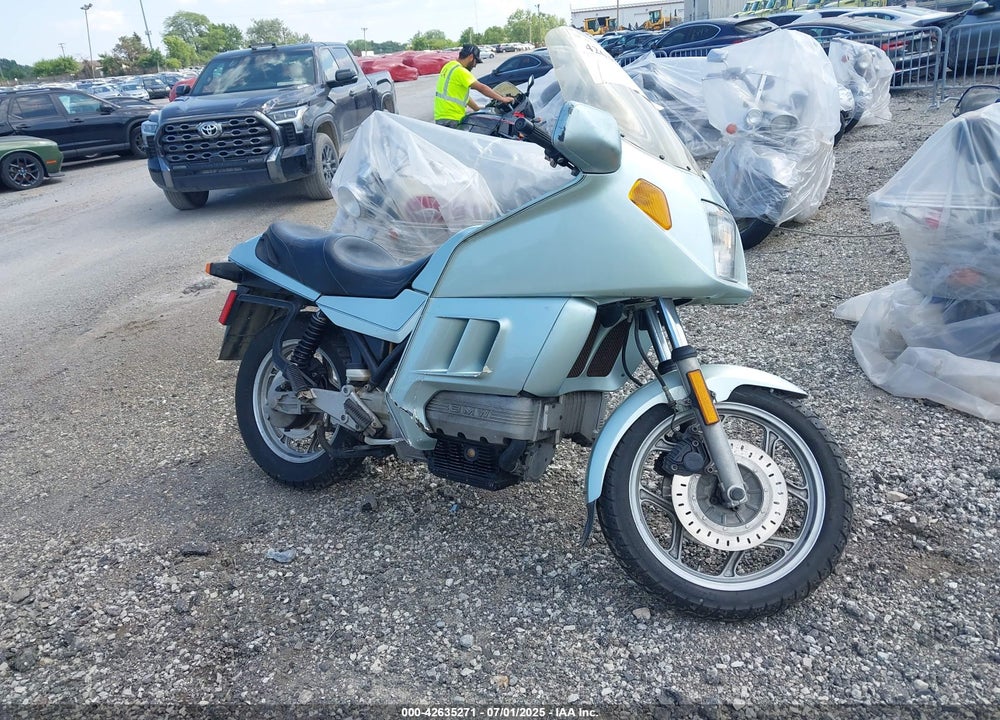 1985 BMW K100 RT VIN: WB1051408F0053228