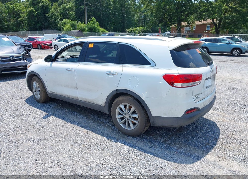 2017 KIA SORENTO 3.3L LX VIN: 5XYPGDA55HG197989