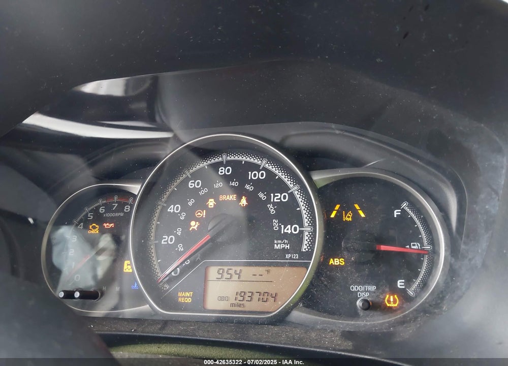2017 TOYOTA YARIS VIN: VNKJTUD38HA072214