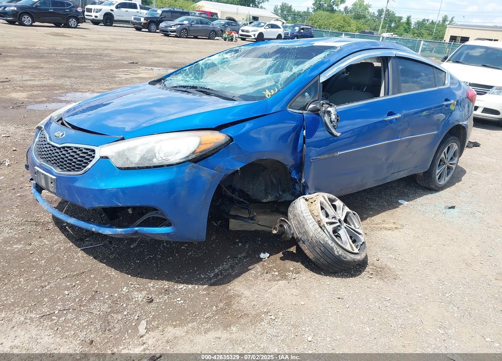 2015 KIA FORTE VIN: KNAFX4A85F5353151