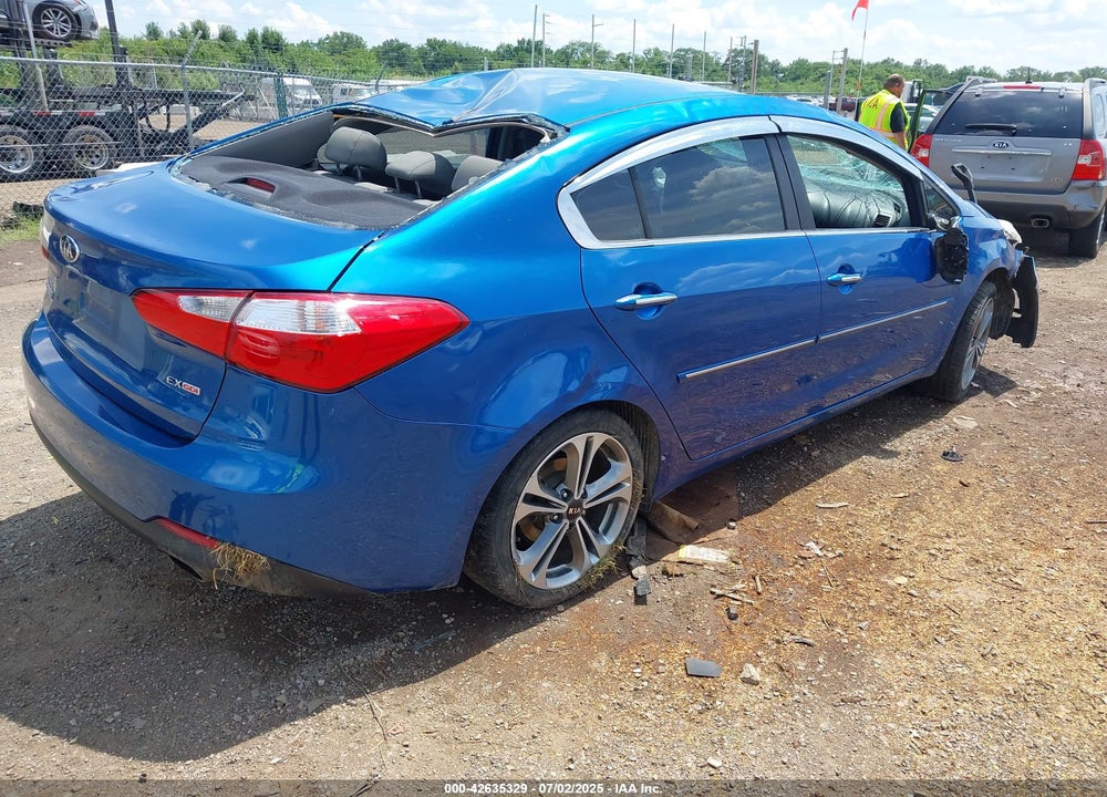 2015 KIA FORTE VIN: KNAFX4A85F5353151