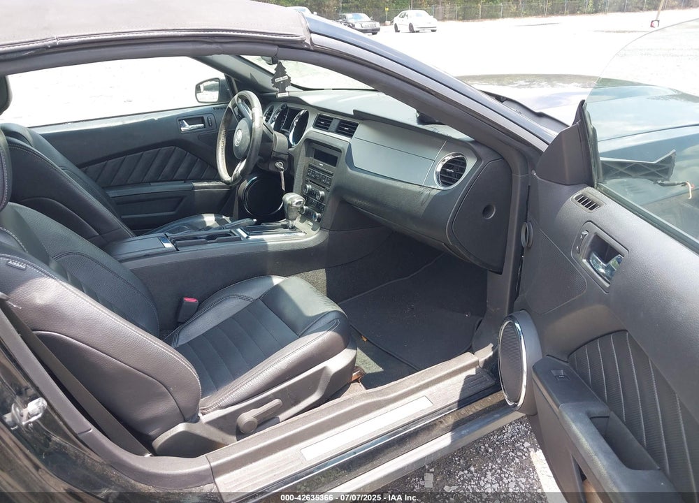 2012 FORD MUSTANG VIN: 1ZVBP8EM2C5235213