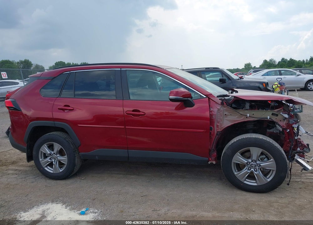 2024 TOYOTA RAV4 XLE VIN: 2T3P1RFV0RW417629