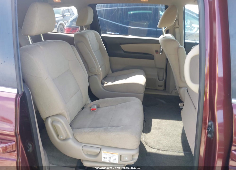 2016 HONDA ODYSSEY LX VIN: 5FNRL5H2XGB148041