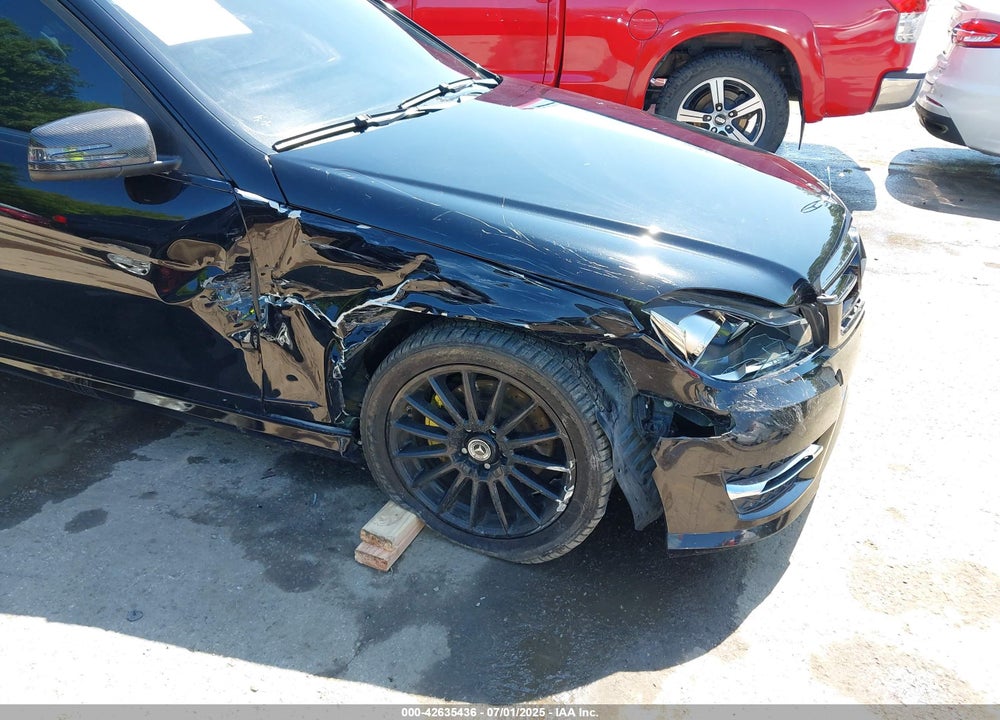 2012 MERCEDES-BENZ C CLASS VIN: WDDGF8BBXCF913589