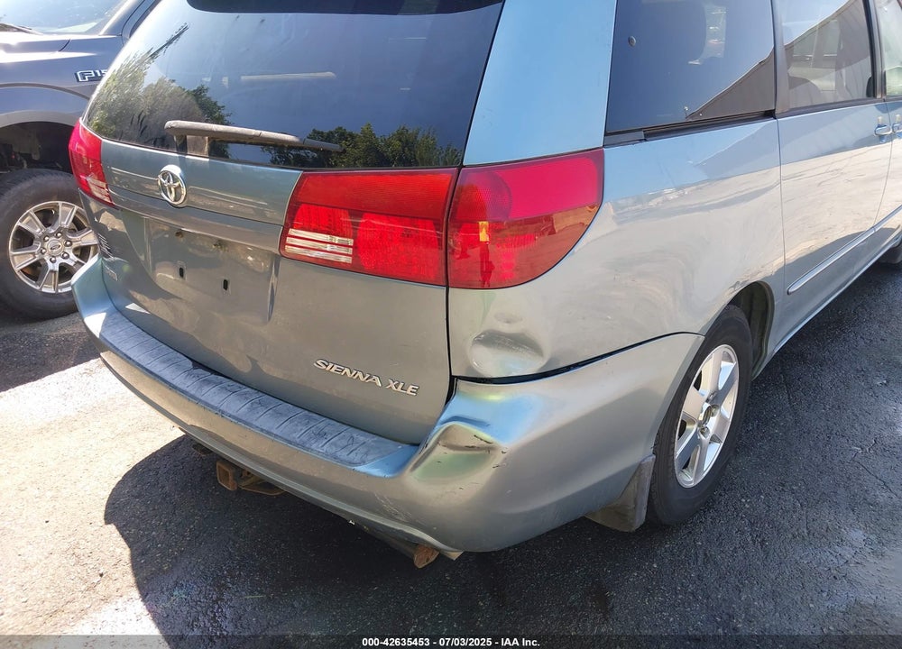 2005 TOYOTA SIENNA XLE VIN: 5TDZA22C75S238262