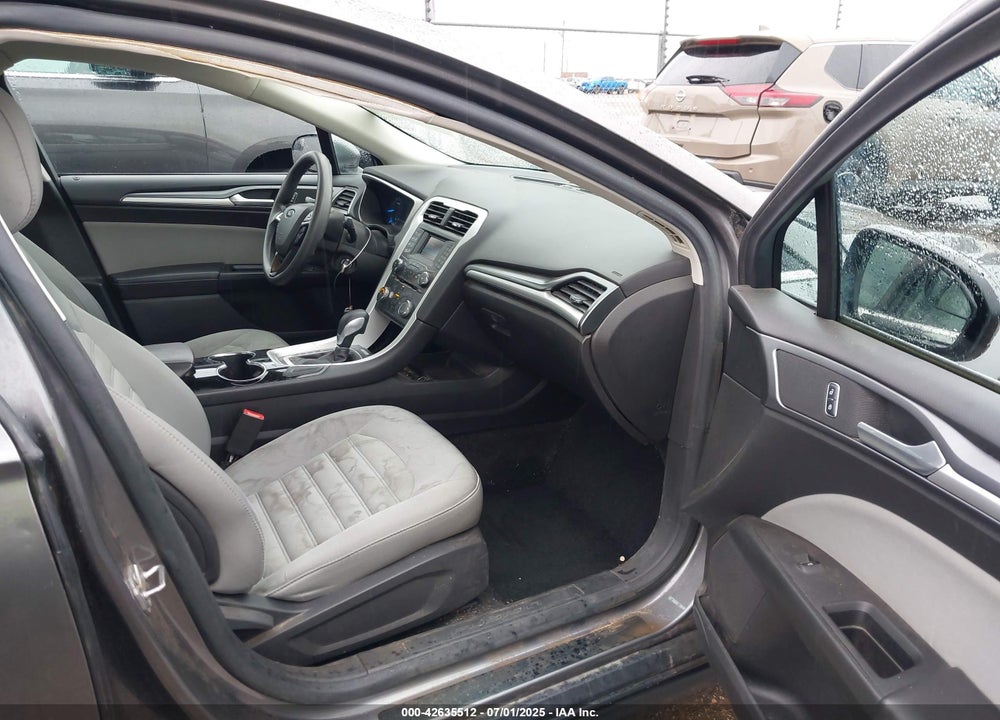 2014 FORD FUSION S VIN: 3FA6P0G72ER391075