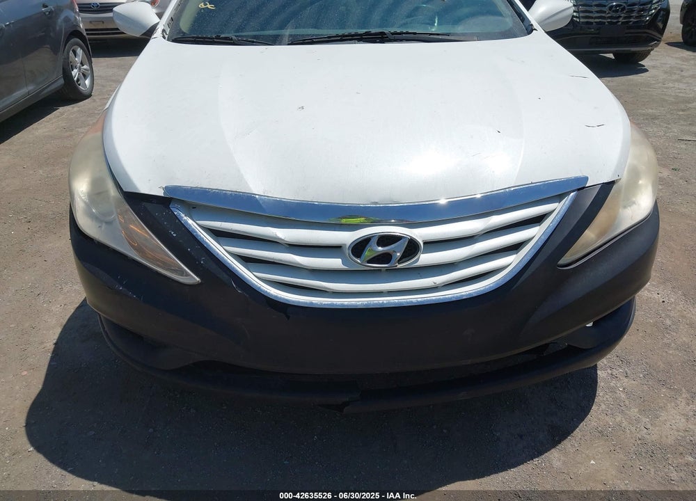 2011 HYUNDAI SONATA VIN: 5NPEB4AC1BH299956