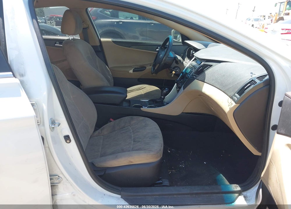 2011 HYUNDAI SONATA VIN: 5NPEB4AC1BH299956