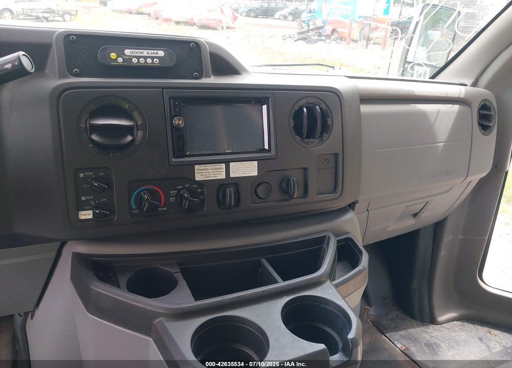 2018 FORD E-350 CUTAWAY VIN: 1FDEE3F61JDC27918