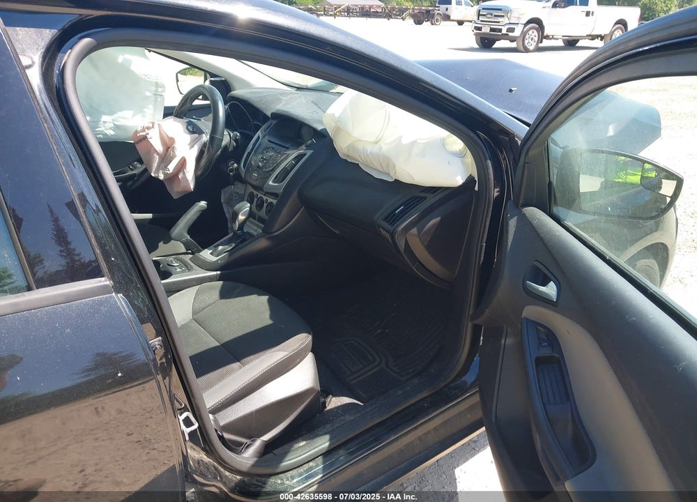 2014 FORD FOCUS VIN: 1FADP3K27EL247508
