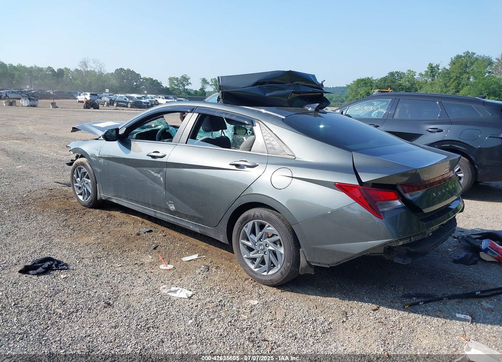 2024 HYUNDAI ELANTRA VIN: KMHLM4DG8RU688332