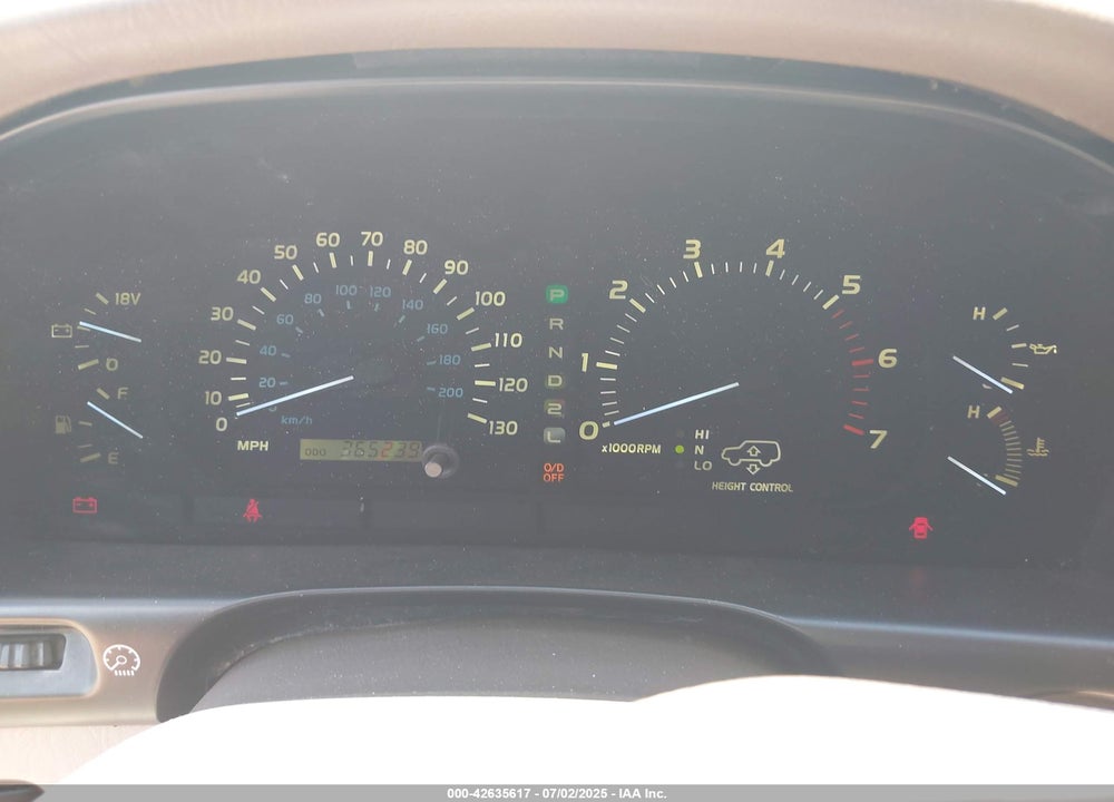 1999 LEXUS LX 470 VIN: JT6HT00W6X0073468