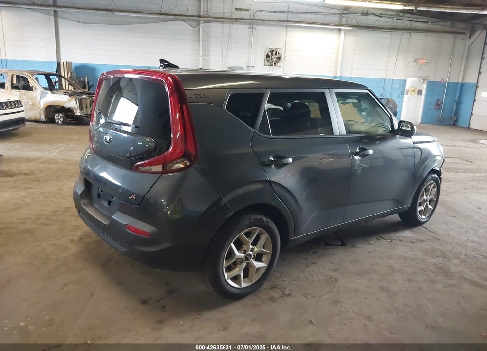 2021 KIA SOUL VIN: KNDJ23AU7M7784739