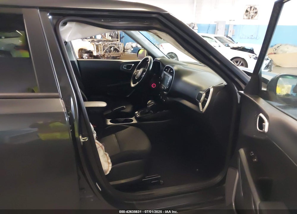 2021 KIA SOUL VIN: KNDJ23AU7M7784739