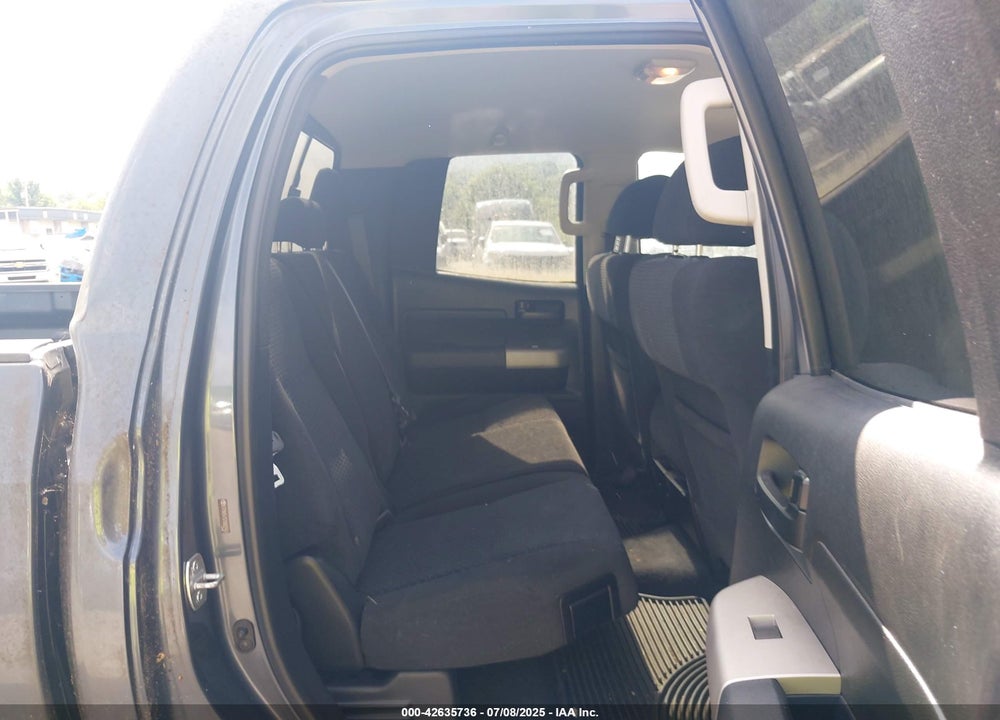 2007 TOYOTA TUNDRA VIN: 5TFBV54157X002743