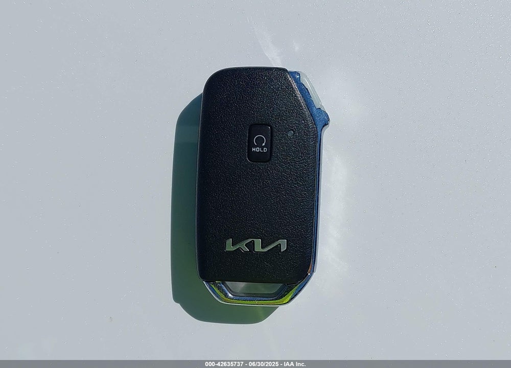 2022 KIA K5 VIN: 5XXG64J22NG133224