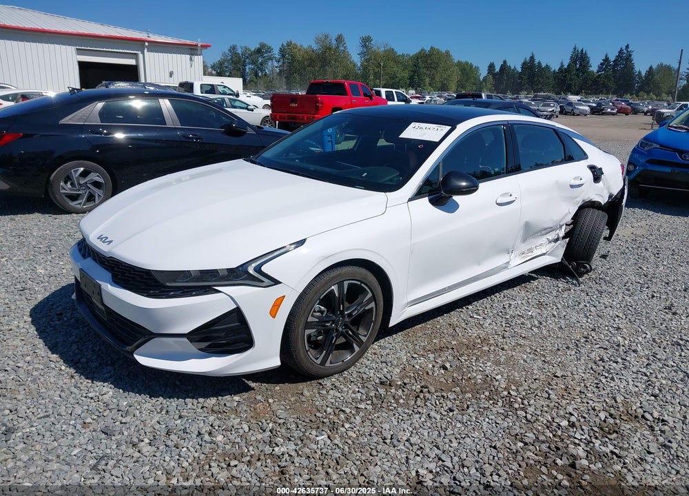2022 KIA K5 VIN: 5XXG64J22NG133224